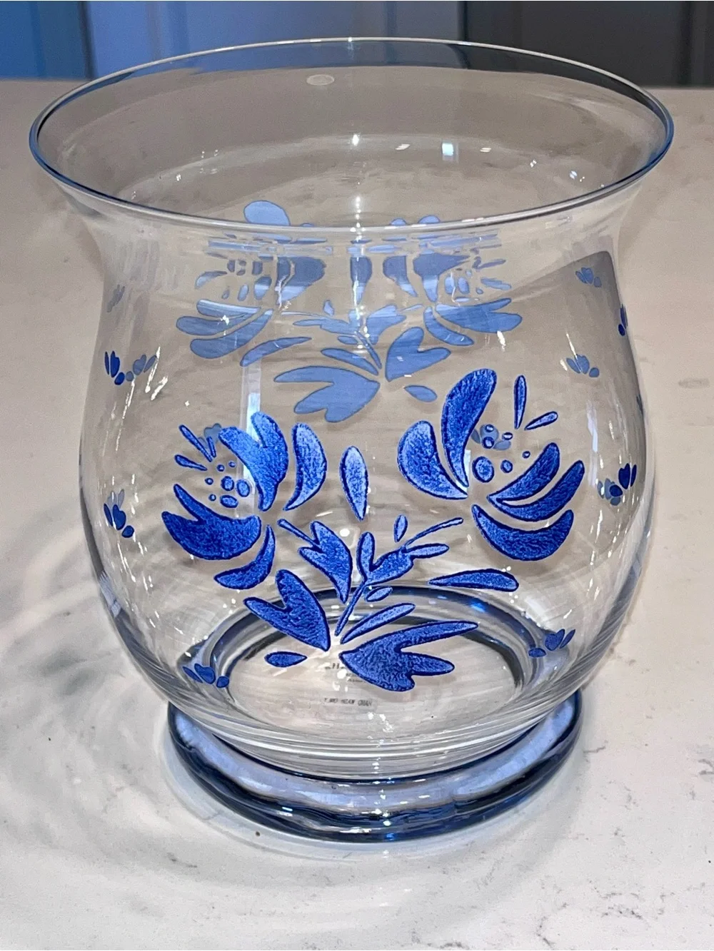 vintage Pfaltzgraff Yorktowne clear glass boutique vase